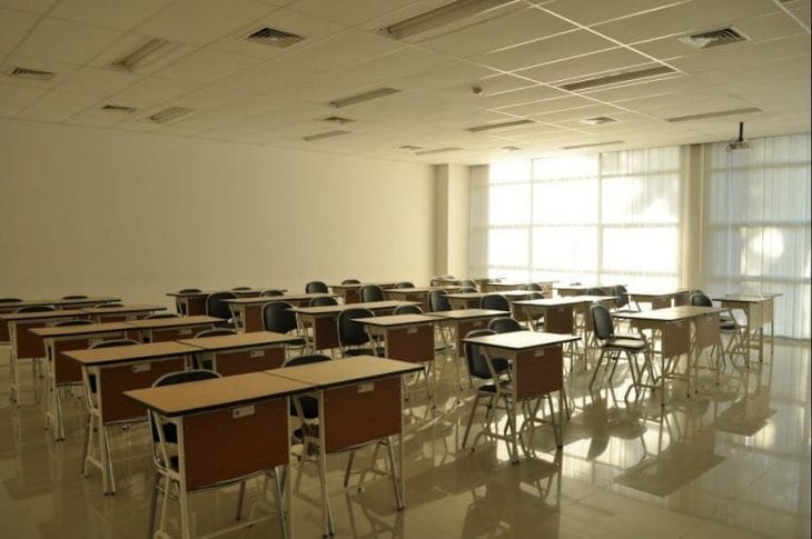 Dalam Kelas Kampus STAN Dalam Kelas Kampus STAN